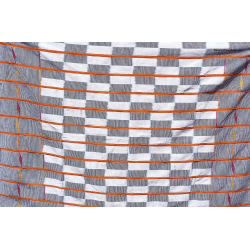 Tissu Baoulé "Flamme de la paix" gris